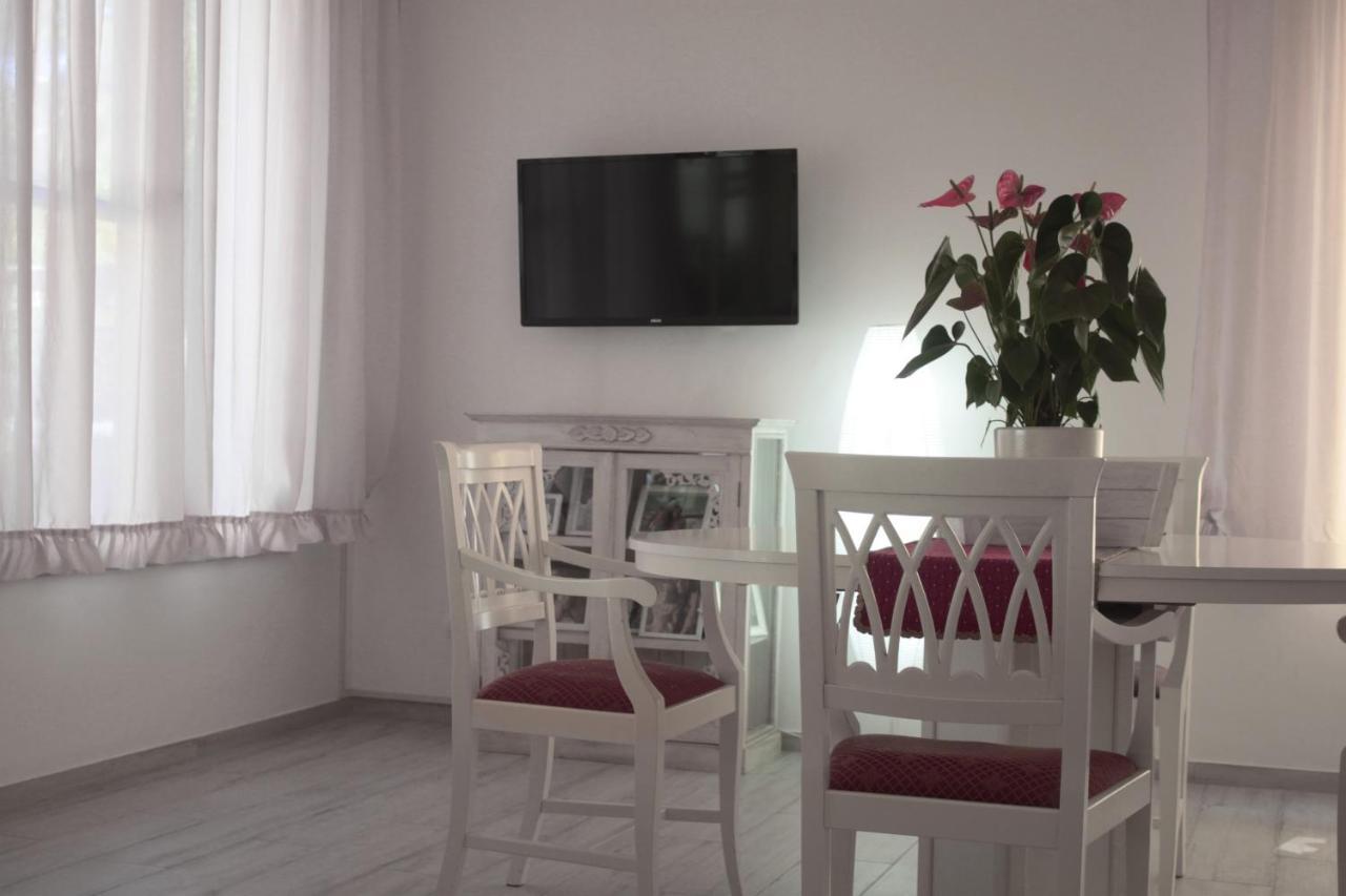 Garni Stella Marina Hotell Cervia Exteriör bild